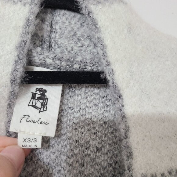 Color Block Cardigan - Picture 5 of 8